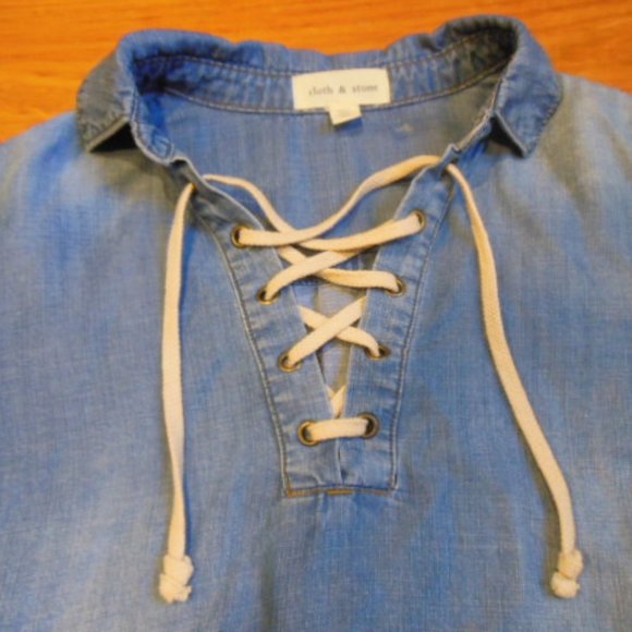 CLOTH & STONE XS Blue Shoelace Chambray Tunic Top Stone Wash Hi Lo - Picture 2 of 6